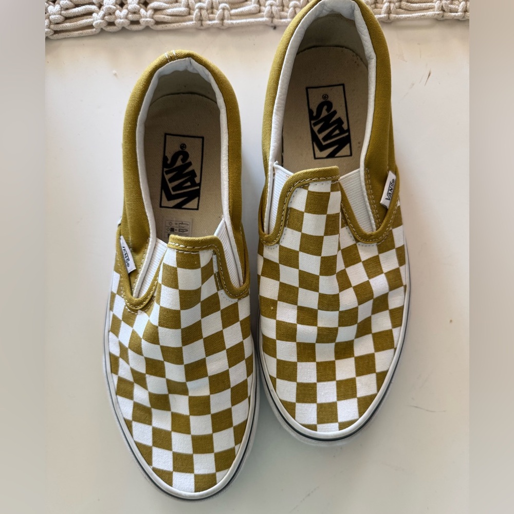Olive green Vans